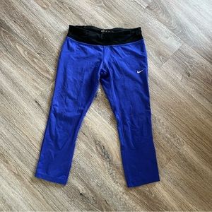 Nike workout capris